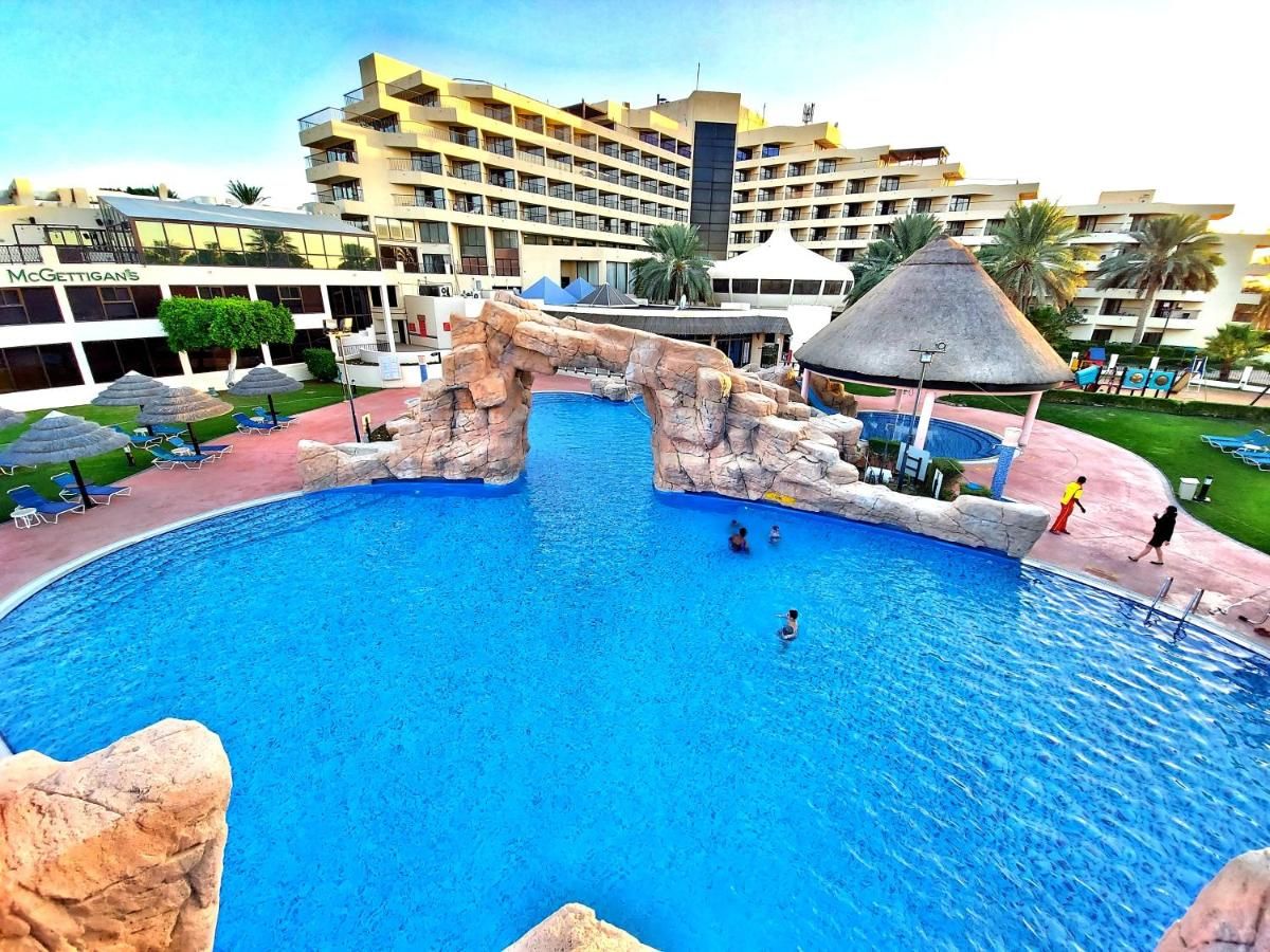 Staycation - 5* Danat Al Ain Resort